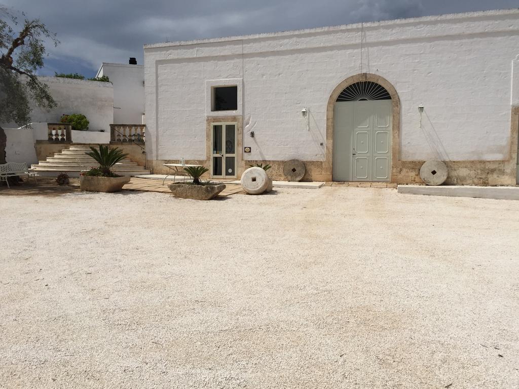 Masseria Rienzo Ostuni Exteriör bild
